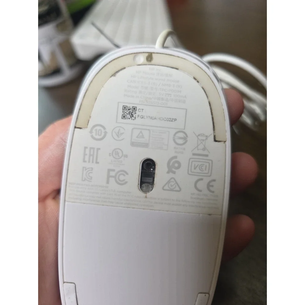 HP‎ White Lifestyle White Wired USB Optical Mouse MODEL TPC-P001M 2 Button F3